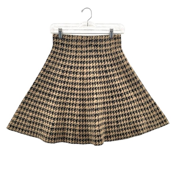 Max Studio Dresses & Skirts - Max Studio vintage brown and black houndstooth skirt